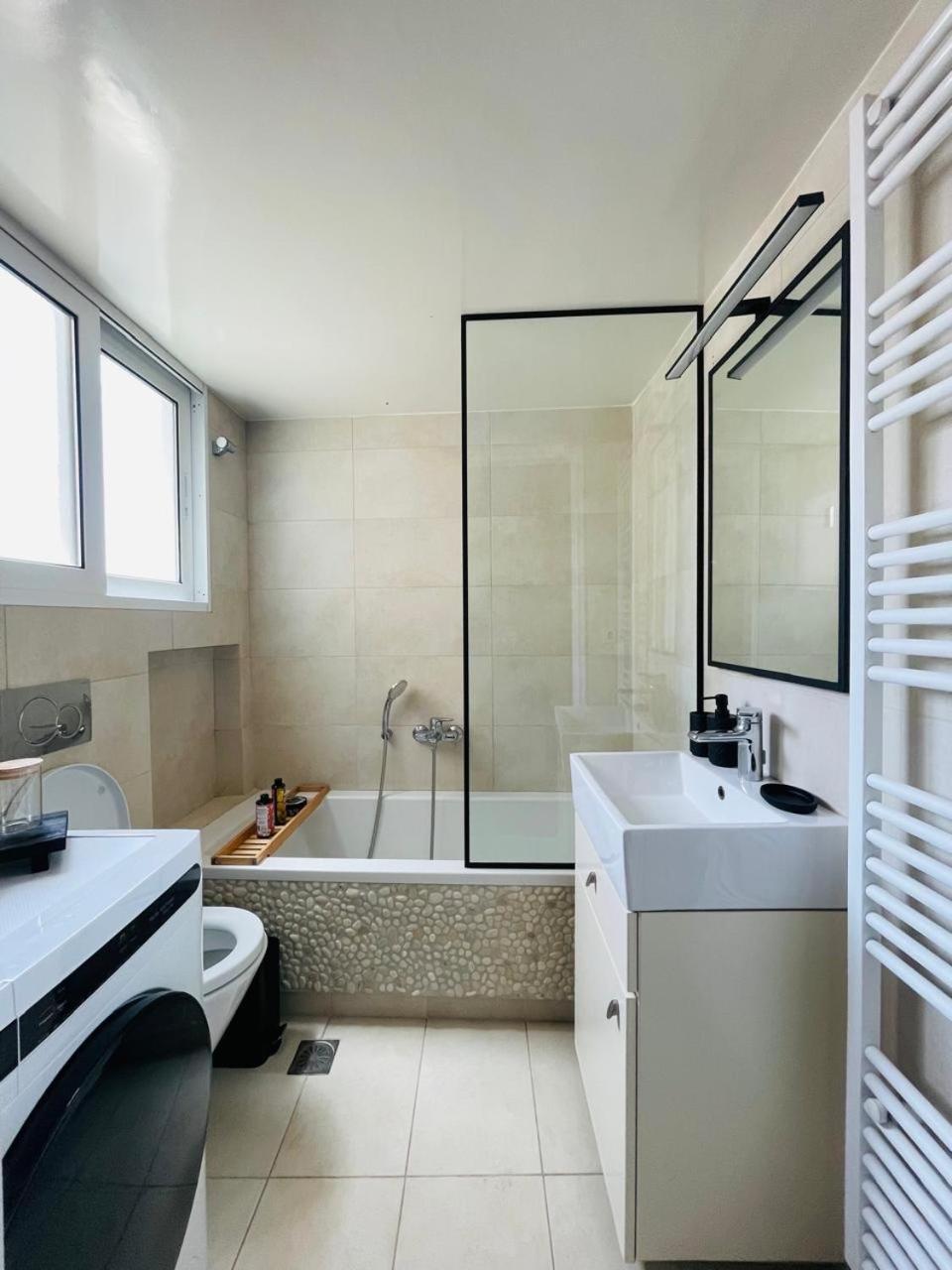 Overview Boutique Apartment Athènes Extérieur photo