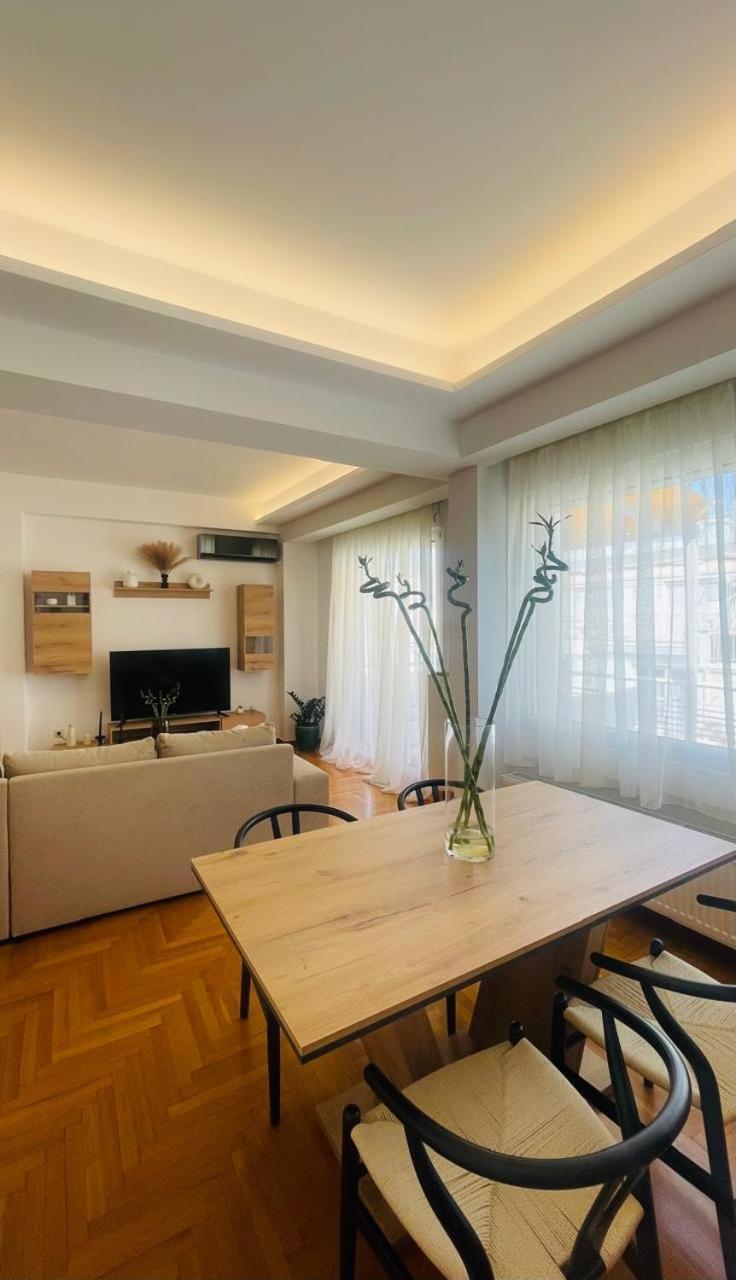 Overview Boutique Apartment Athènes Extérieur photo